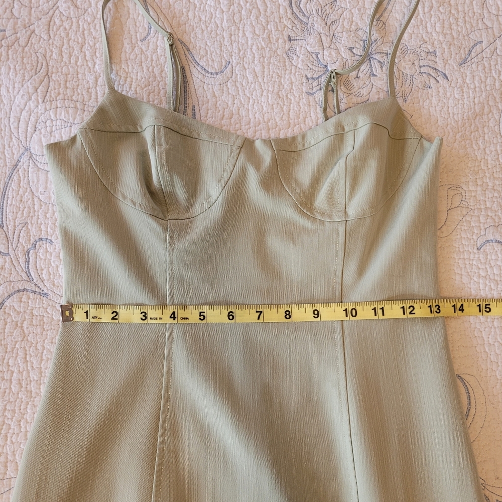 Emory Park Green Dress with Flowy Silhouette - Picture 5 of 9